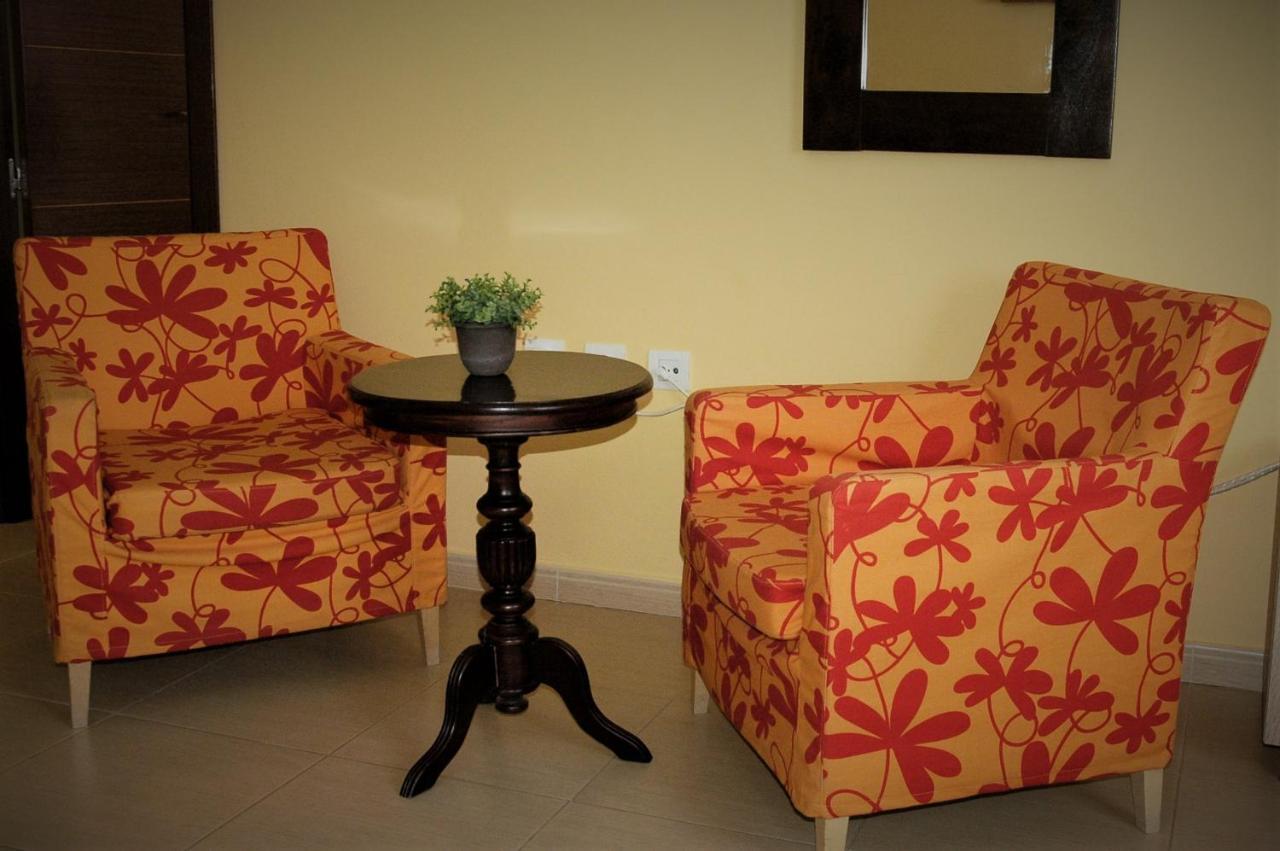 Apartamentos Sancho IV Cortegana Esterno foto