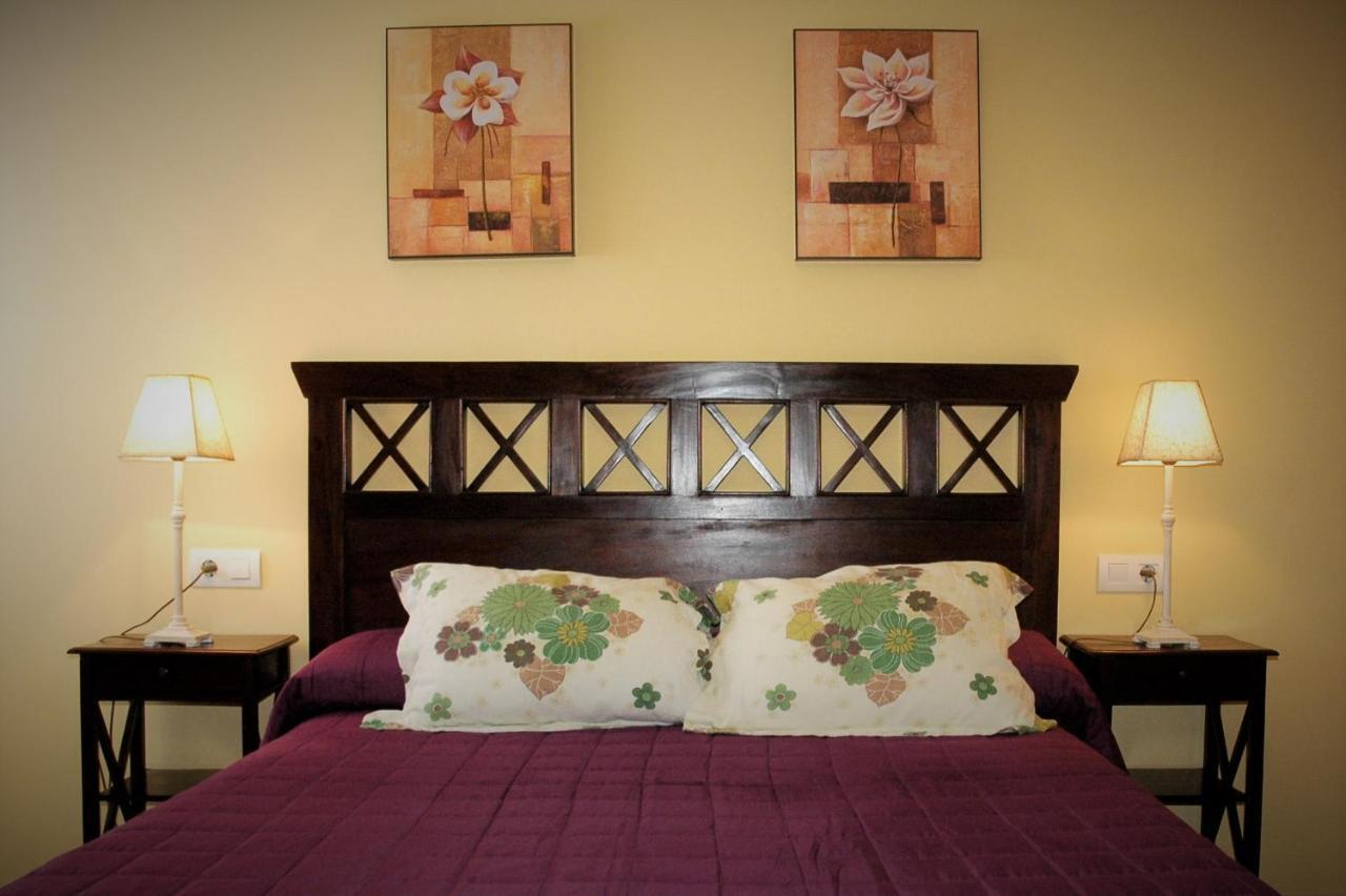 Apartamentos Sancho IV Cortegana Esterno foto
